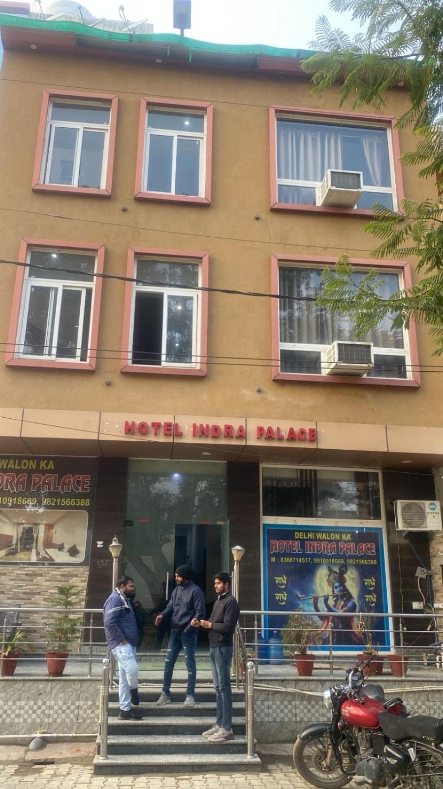 Hotel Indira Palace Vrindāvan 外观 照片